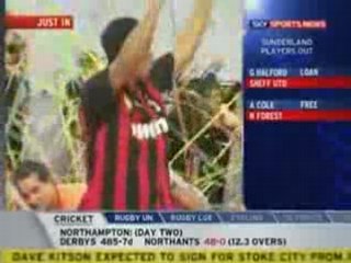 Ronaldinho "Dinho" AC Milan presentation in San Siro !!