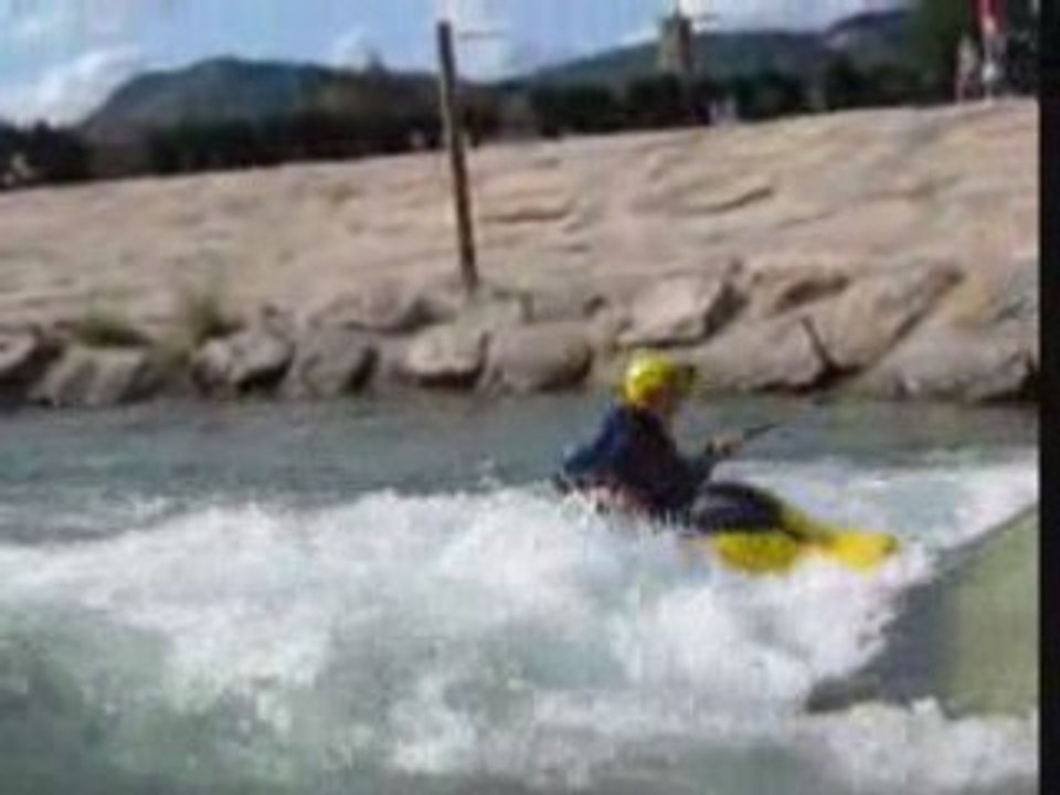 sebastien kayak millau