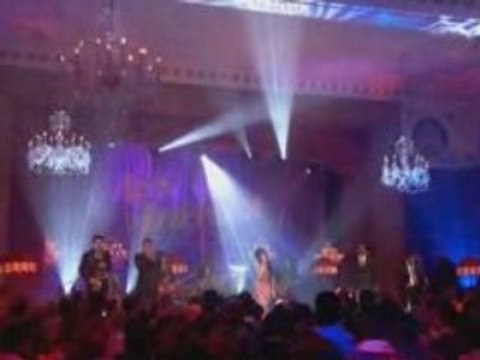 AMY WINEHOUSE , Valerie en Live