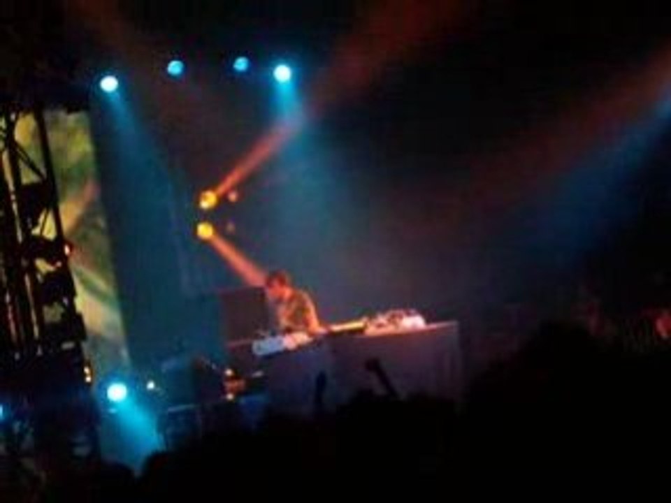 Yuksek - Live @ Dour 08