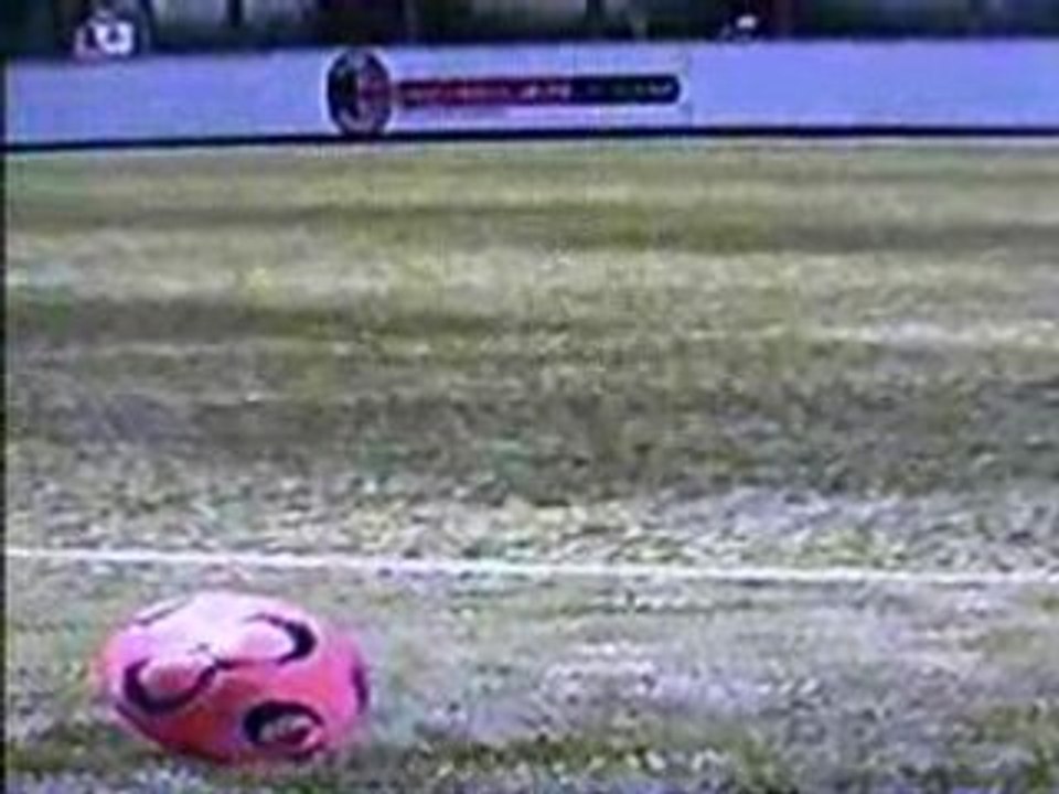 frappe de samuel etoo de plus de 40m poteau rentren