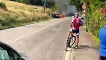 Auto in fiamme a Marzolara