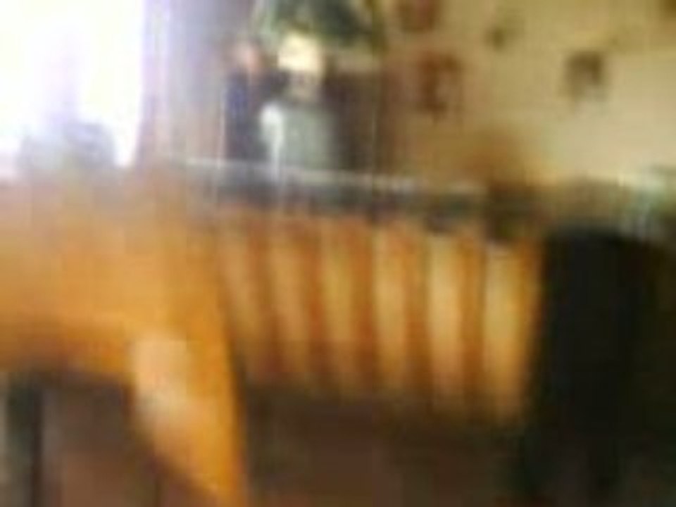 1 gros caca chanson de quentin tony et moi xD+fesses a l'air