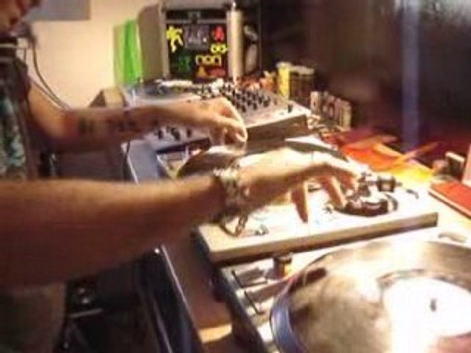 Dj Dum'S news video