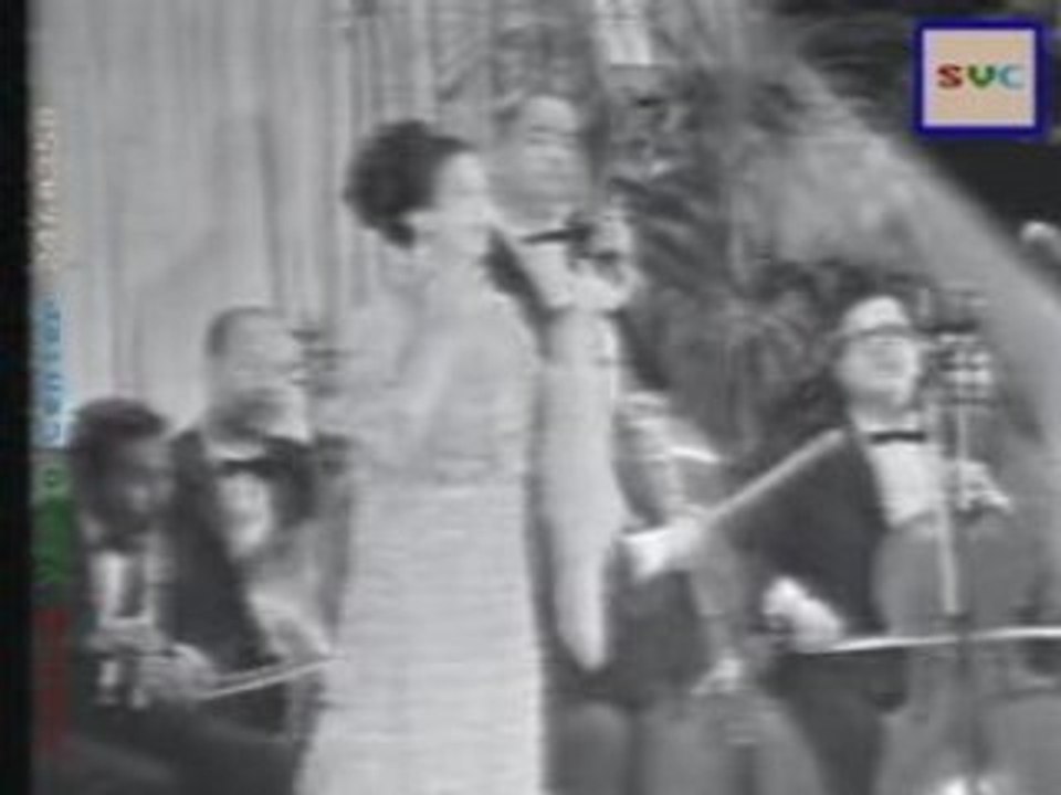 Oum Kalthoum  (part 9)ام كلثوم - بعيد عنك