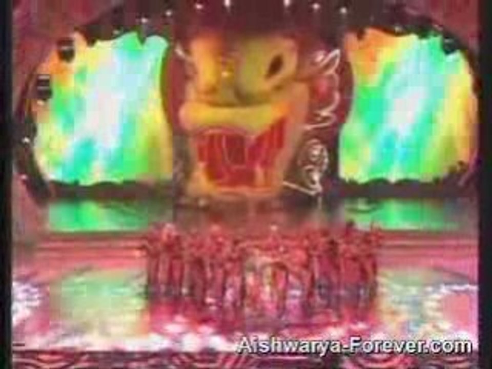 Aishwarya Rai - Crazy kiya re Live
