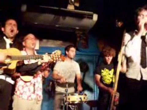 Ouvre-moi / Les Petites Bourrettes