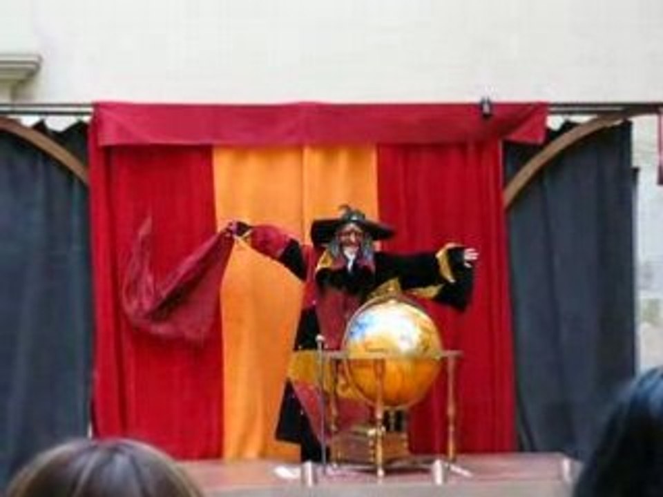 Festival médiéval montlucon 2008 théatre de rue