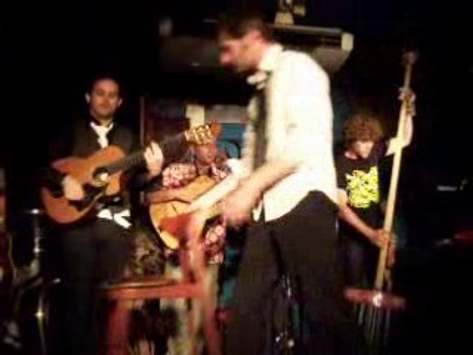 La vieille / Les Petites Bourrettes