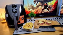 Me compré una Air Fryer gamer y la probé en mi setup ¡y esto pasó!
