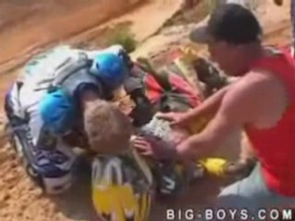 Kid Wipes Out On Dirt Bike