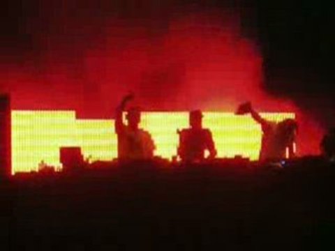 Birdy Nam Nam Live au Gaou