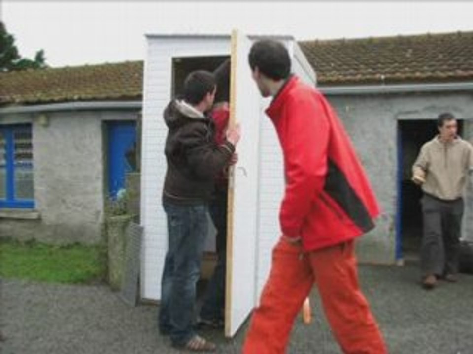 Pub location toilettes sèches