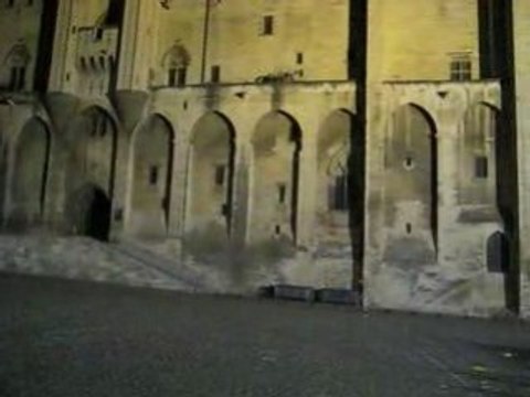 le palais des Papes à Avignon