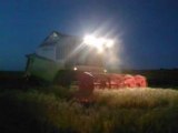 CLAAS MEDION 340 HARVESTING THE WHEAT IN THE NIGHT 2008...!!