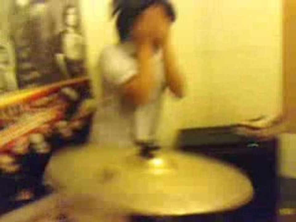MOV0422A