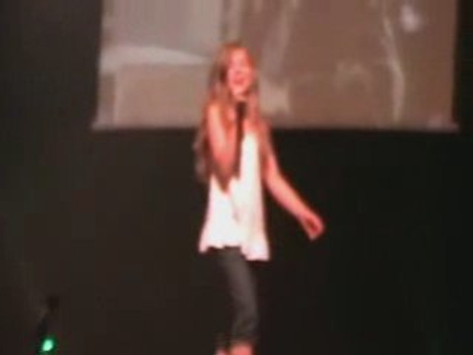 Caroline Costa chante My Heart will go on (TITANIC)