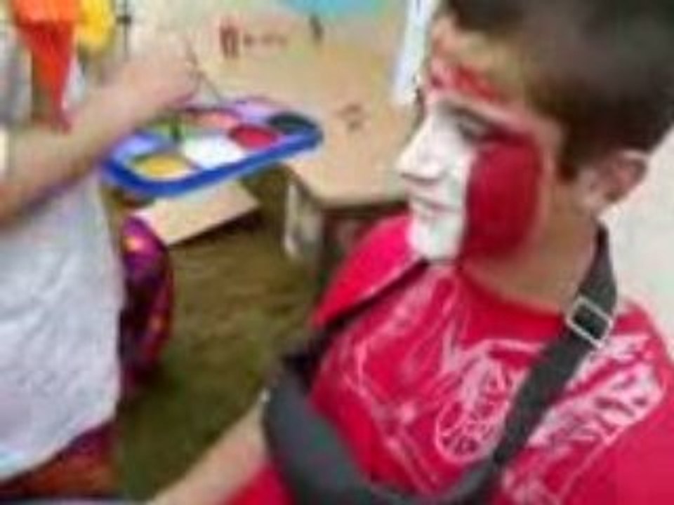 Séance maquillage au bois de la pierre !