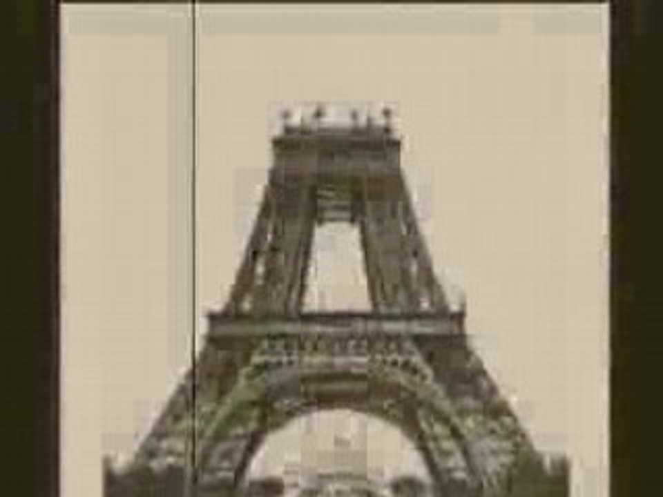 LA TOUR EIFFEL