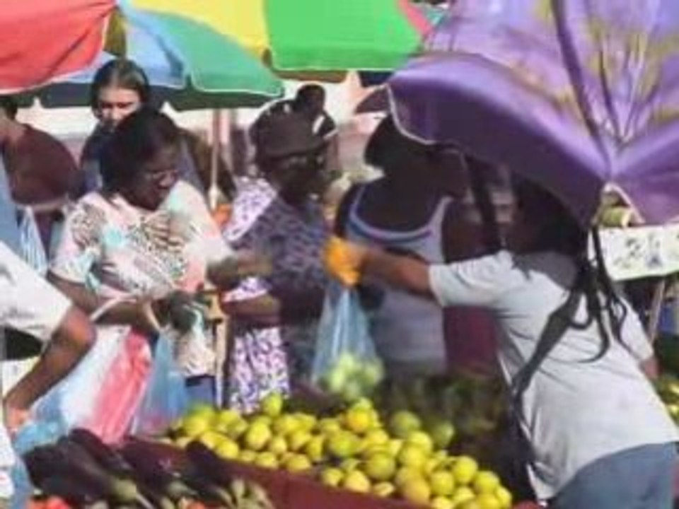 Prélude: le marché de Saint-Laurent du Maroni