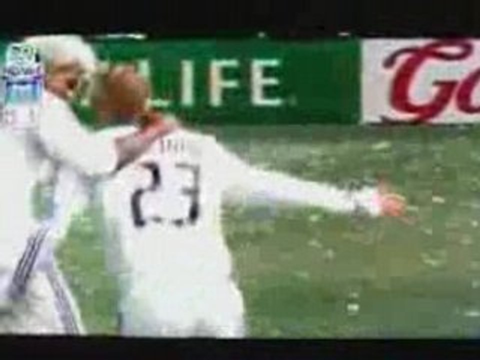 Beckham 70 yard goal vs Kansas City MLS