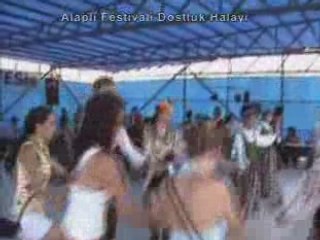 Alaplı Festivali Dostluk Halayı1