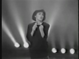 MIREILLE MATHIEU - L enfant que je n ai pas eu