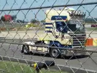 defile camion decore