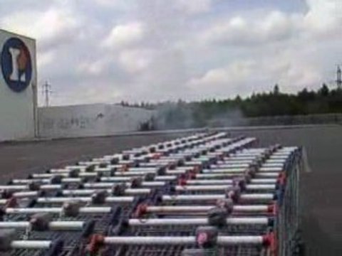 stunt rennes le 27/07/2008 stuntspirit.com moto stoppie