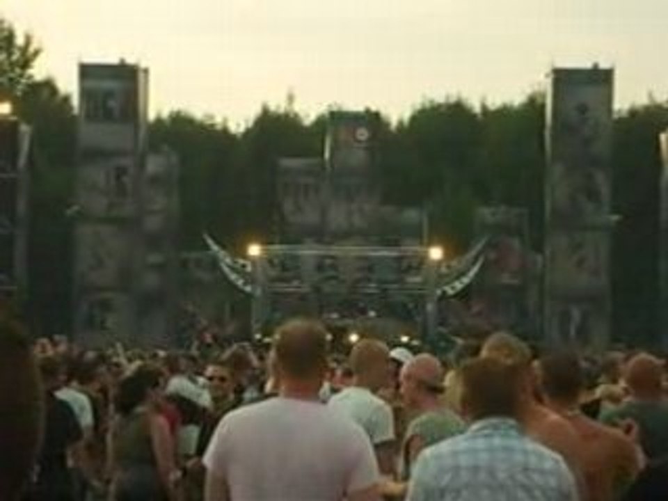 Dominator 2008 live angerfist vs predator 2 mainstage