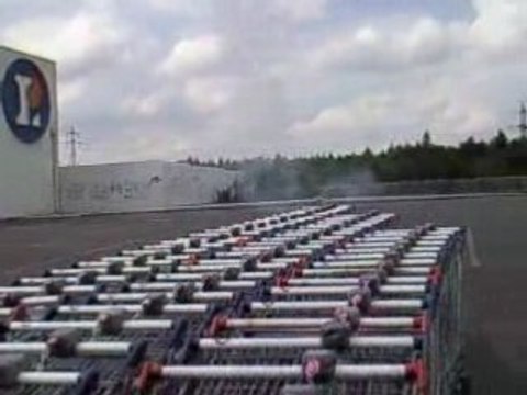 stunt rennes le 27/07/2008 stuntspirit.com moto stoppie