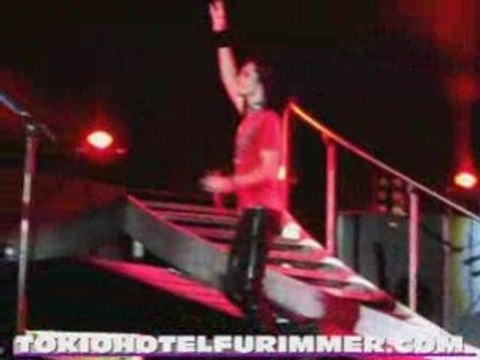 Tokio Hotel - Barcelona Concert - 27.06.08 - Bill Speaking