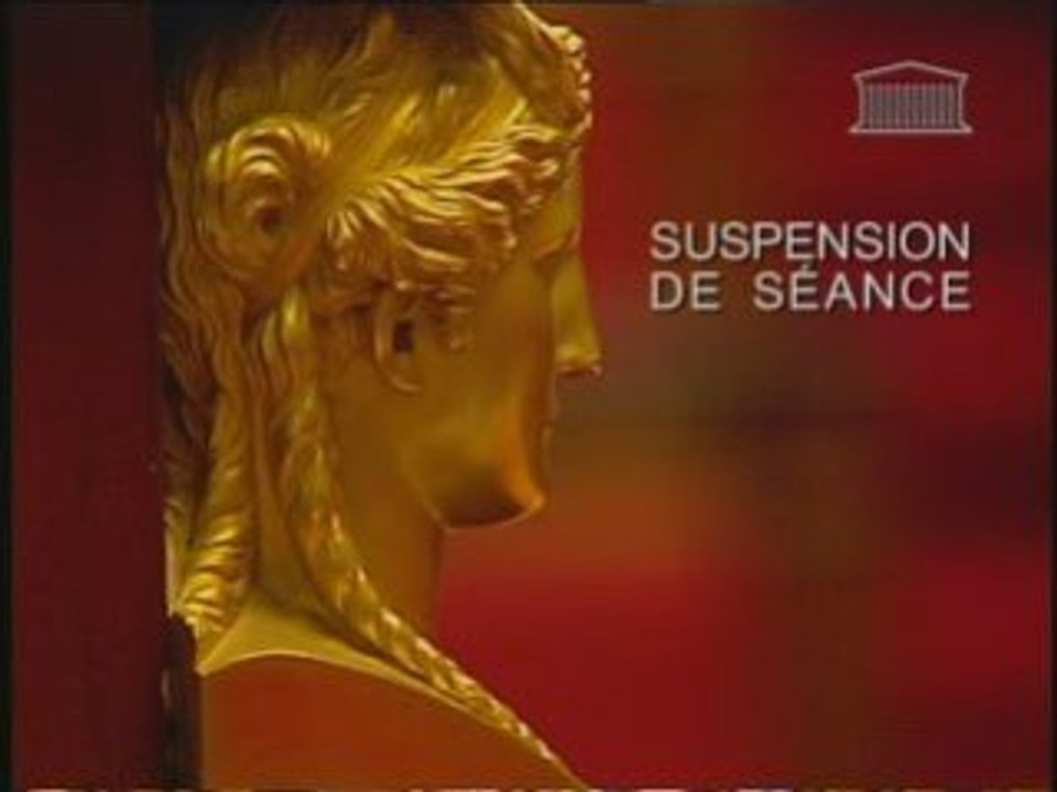 DROIT D'ACCUEIL : QUESTION PREALABLE
