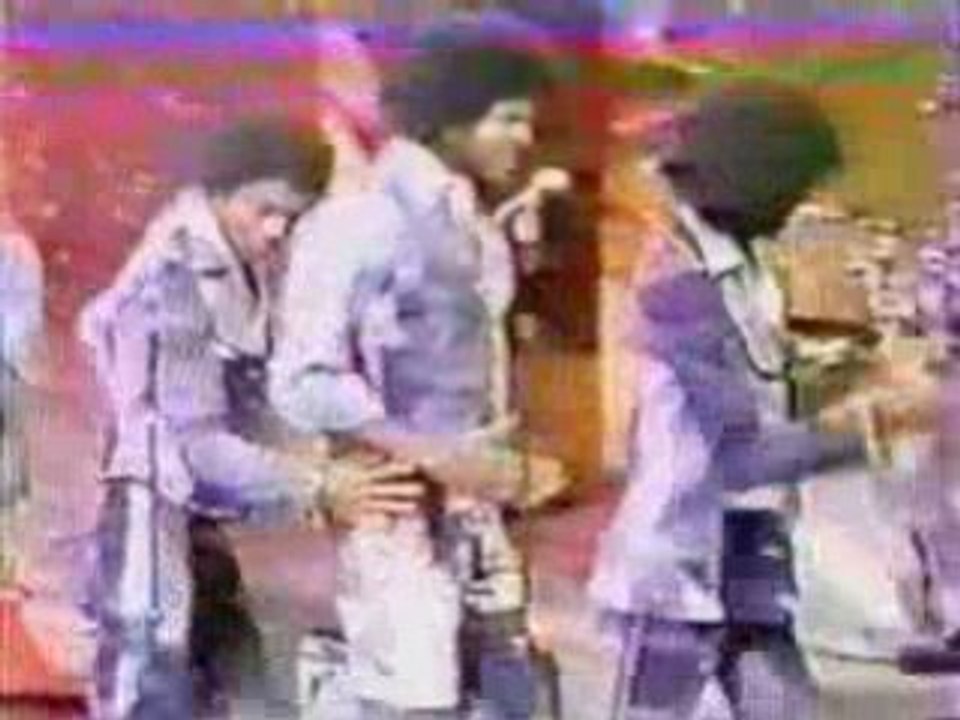 Michael Jackson - Dancing machine Cosby show