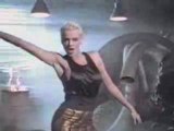 Falco / Brigitte Nielsen (1987) -Body next to body