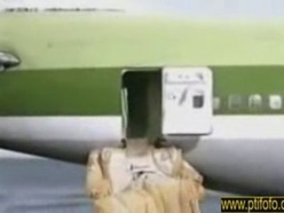 Avion qui s'ecrase