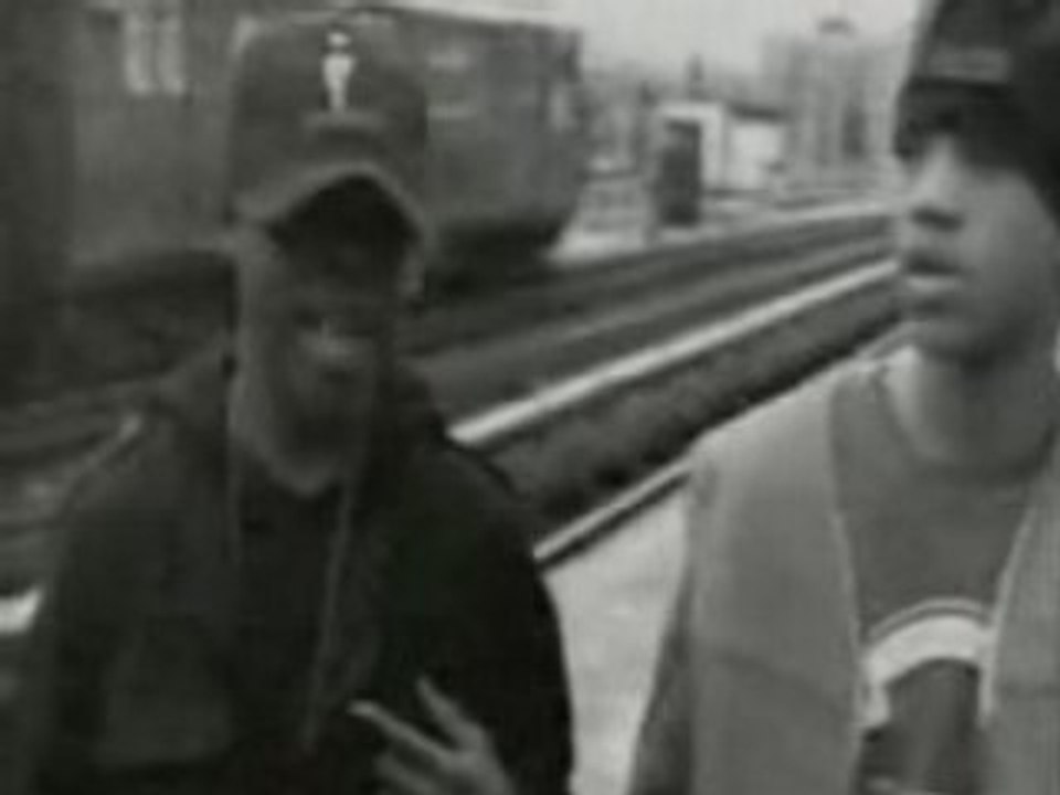 Illegal - We getz busy ( Feat. Erick Sermon )