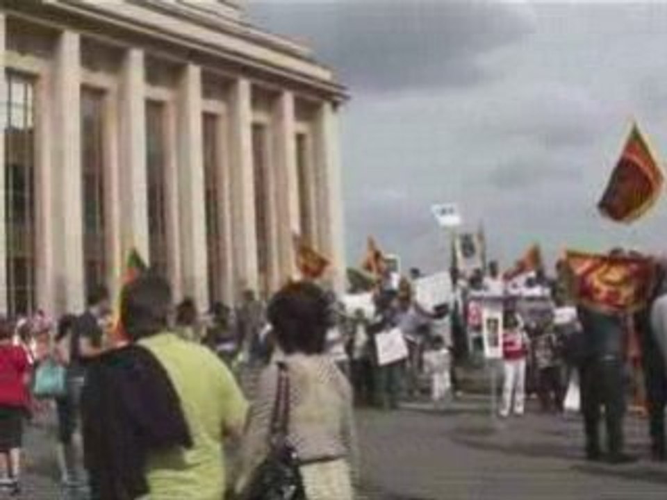 Manifestation against LTTE in Paris 7