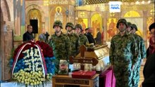 Тысячи сербов простились с Ратко Младичем — несмотря на предупреждения ЕС