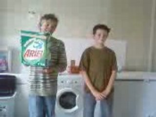 Fausses Pub pour la lessive :p