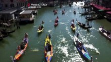 Η ιστορική Regata Storica της Βενετίας γεμίζει το Μεγάλο Κανάλι με πολύχρωμες βάρκες