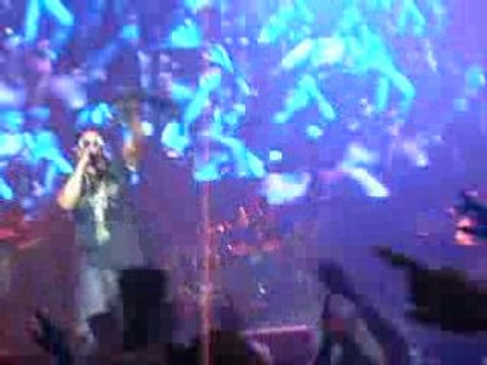JayZ - Big Pimpin' Live