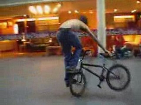 Svinkels - Bons pour l'asile (bmx)