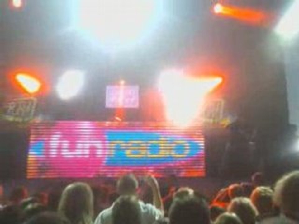 Party Fun Tour 08