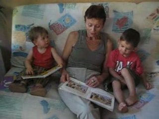 G  7 Juillet 2008 Lecture avec Mamie