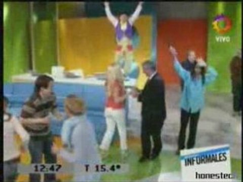 Millie Stegmann - Mañanas Informales (4)