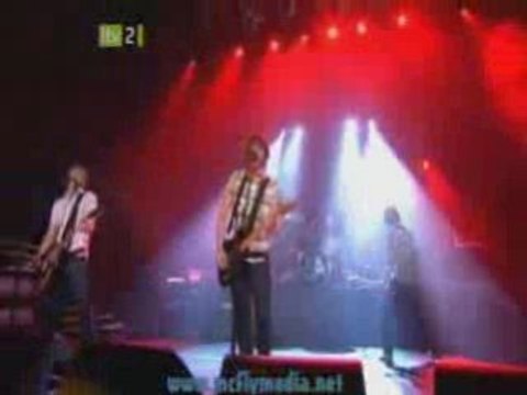 One For The Radio [ITunes Festival]