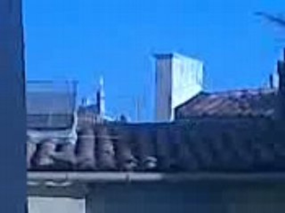 La bonne mere vue des toits