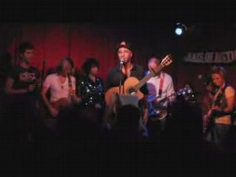 Tom Morello (The Nightwatchman) - Shake My Shit