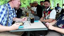 Trymacs isst zum Ersten mal  SALAT!